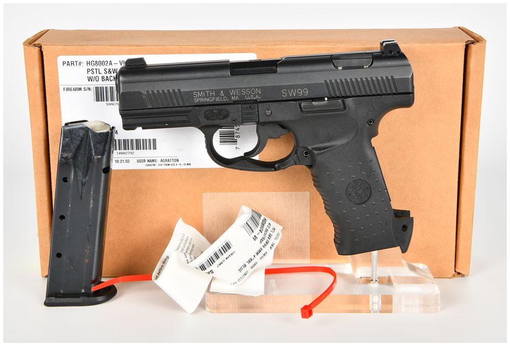 Lot 1461: Smith & Wesson Model SW99 Semi-Automatic Pistol, 9x19mm, No Backstrap, circa 1999-2005