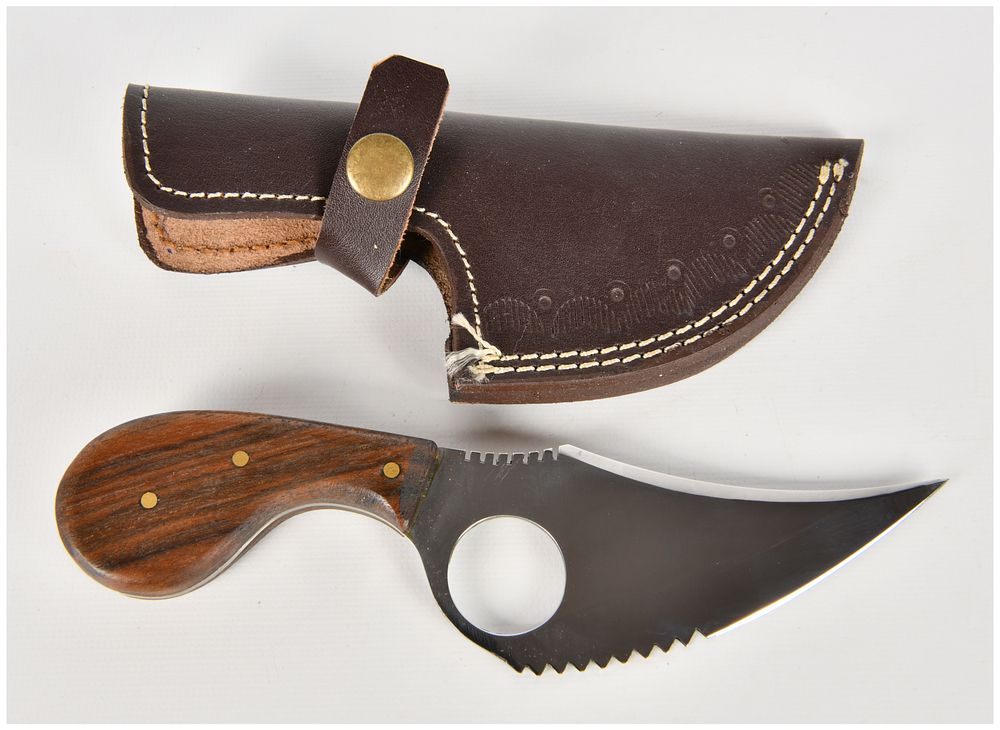 Lot 1471: The Ridge Handmade Stainless Steel Skinner Knife with Leather Sheath