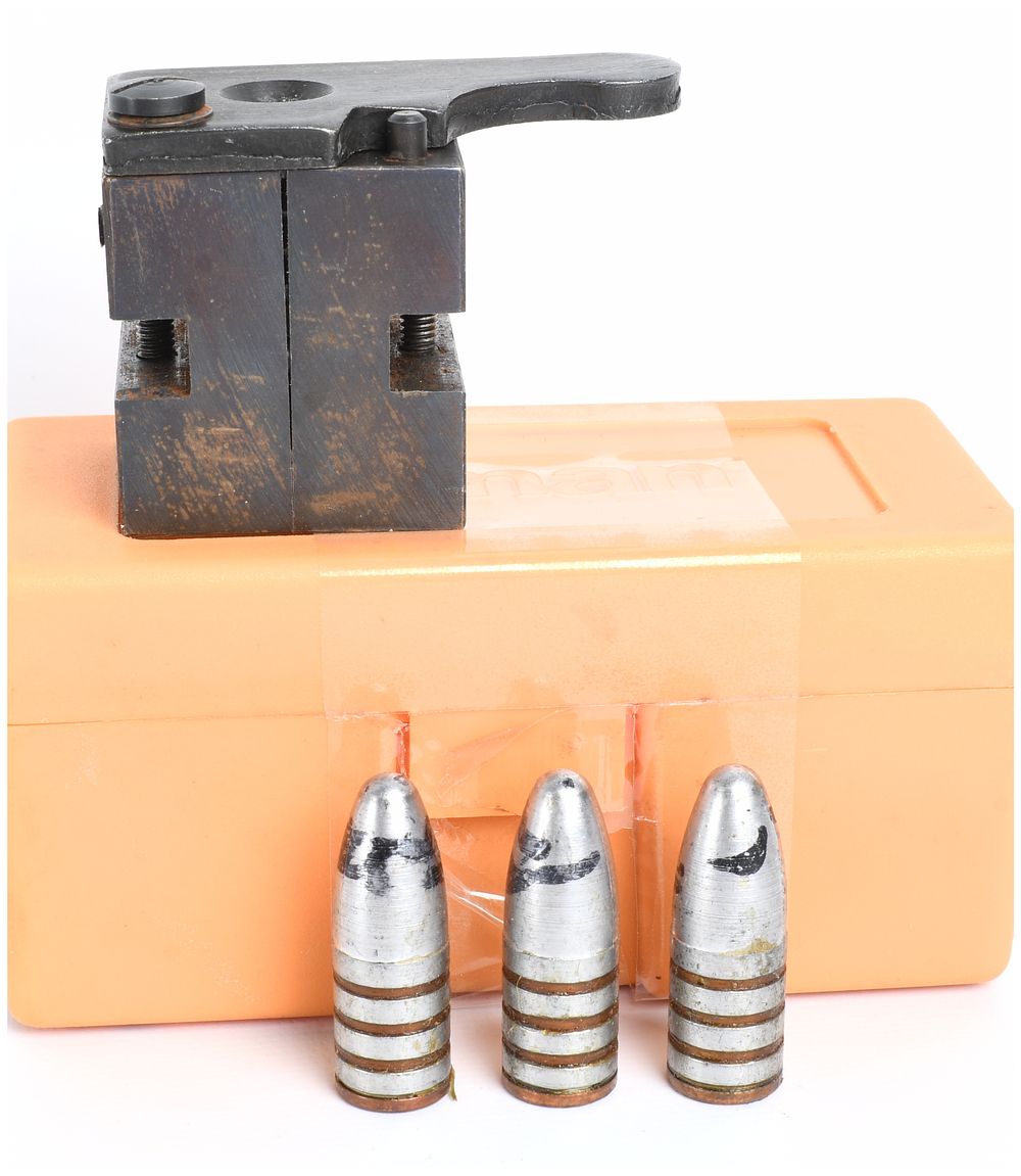 Lot 1484: Lyman .45 Caliber 470 Grain Rifle Projectile Sizing Die and Cast Bullet Lot