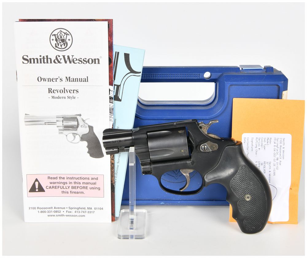 Lot 1065: Smith & Wesson Model 37-2 Airweight Double Action Revolver .38 S&W Special with 1-7/8 Inch Barrel