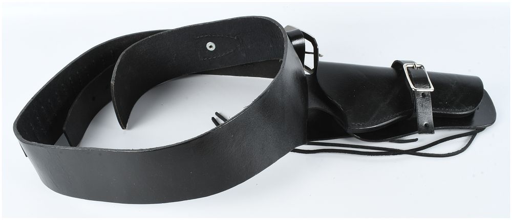 Lot 1109: Western-Style Black Leather Buscadero Gun Belt and Holster Rig, Size 44