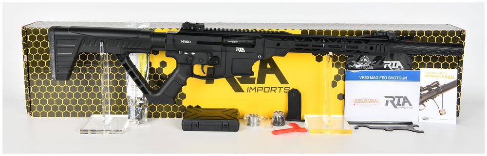 Lot 1122: Rock Island Armory VR80 Semi-Automatic Shotgun 12-Gauge with 20 Inch Barrel
