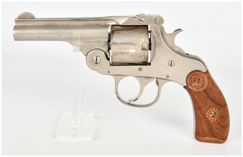 Lot 1173: Harrington & Richardson Auto Ejecting Top-Break Double Action Revolver .32 S&W with 3.25 Inch Barrel