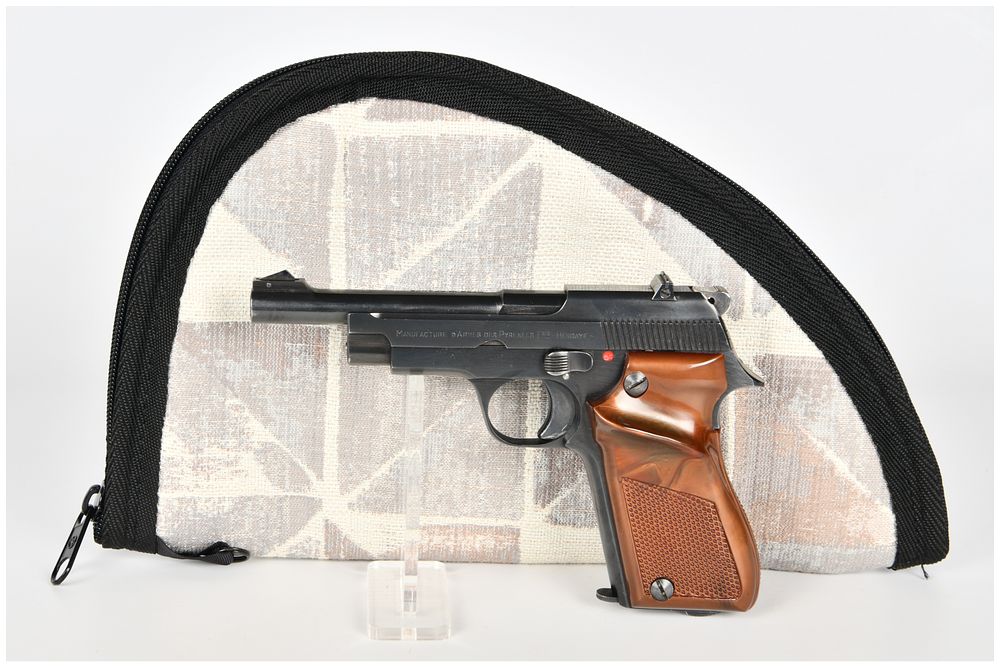 Lot 1473: Wards Western Field Model 5 Semi-Automatic Pistol .22 Long Rifle with 6 Inch Barrel