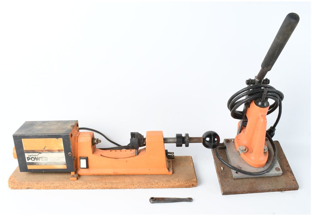 Lot 1564: A Group of Lyman Ammunition Reloading Tools Including a Universal Power Case Trimmer and Press