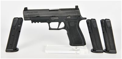 Sig Sauer P320 Striker-Fired Semi-Automatic Pistol 9mm. This Sig Sauer P320 is a striker-fired 