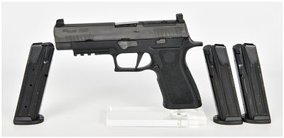 SIG Sauer P320 Striker-Fired Semi-Automatic Pistol 9mm Parabellum. This lot features a SIG Sauer 