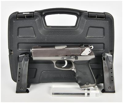 Ruger P94 Semi-Automatic Pistol .40 Auto. This Ruger P94 is a hammer-fired semi-automatic pistol 