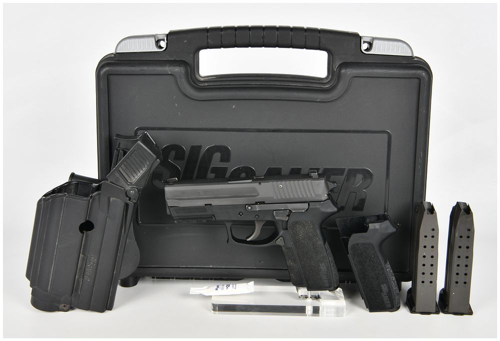 Lot 1137: Sig Sauer SP2022 Semi-Automatic Pistol 9mm with 3.9 Inch Barrel