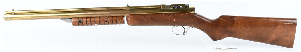 Lot 131: Benjamin Model 312 Pump-Action Pneumatic Air Rifle .22 Caliber