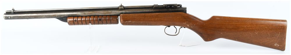 Lot 191: Benjamin Franklin Model 317 Pump Action Air Rifle .177