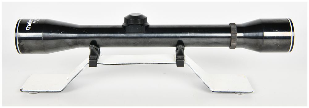 Lot 548: Weaver Challenger C4R Fixed 4-Power Rifle Scope