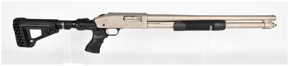 Lot 585: Mossberg 590 Mariner Pump Action Shotgun 12 Gauge with 20.5 Inch Barrel