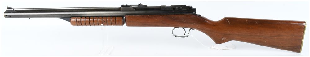 Lot 1100: Benjamin Franklin Model 347 Multi-Pump Pneumatic Air Rifle .177 Caliber