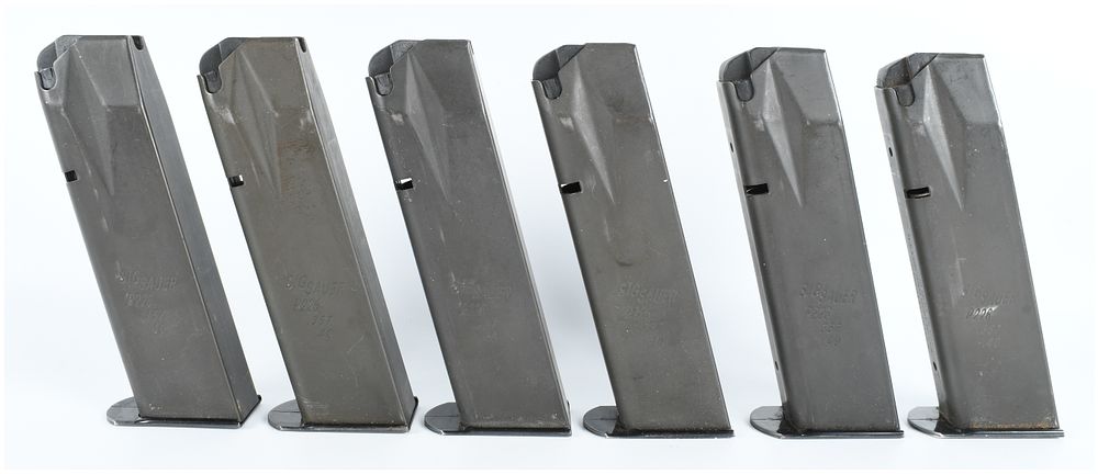 Lot 1103: A Collection of 6 Sig Sauer P226 Semi-Automatic Pistol Magazines .357 SIG and .40 S&W