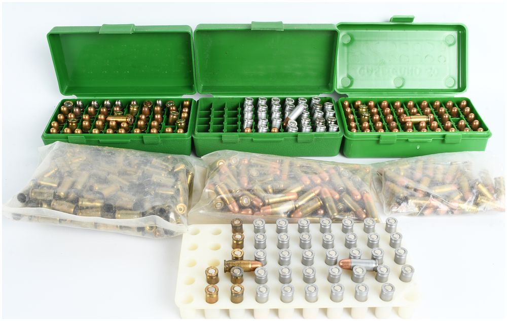 Lot 1171: A Lot of 313 Rounds of Remanufactured .25 Auto Ammunition with Approximately 100 Empty Brass Casings
