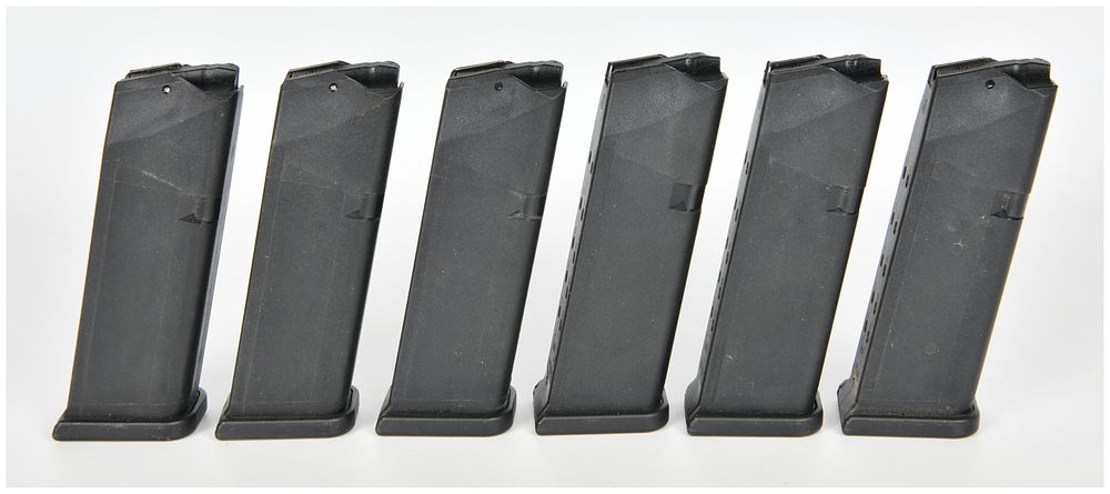 Lot 1184: A Lot of 6 Glock Model 23 Semi-Automatic Pistol Magazines .40 S&W