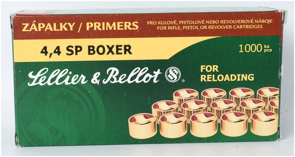 Lot 1421: A Lot of 1000 Sellier & Bellot 4,4 SP Boxer Small Pistol Primers