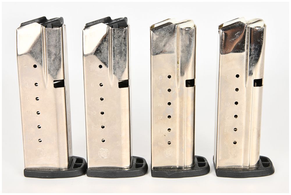 Lot 1487: A Lot of 4 Smith & Wesson SD and Sigma Series Semi-Automatic Pistol Magazines .40 S&W and 9mm