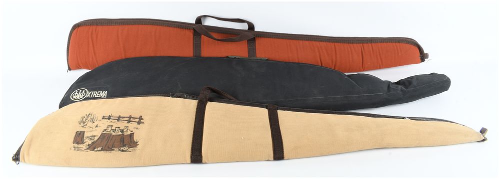 Lot 1496: A Trio of Soft Sided Padded Gun Cases including Beretta and Allen Company