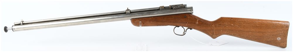 Lot 1520: Benjamin Model 300 Bolt Action Air Rifle .177