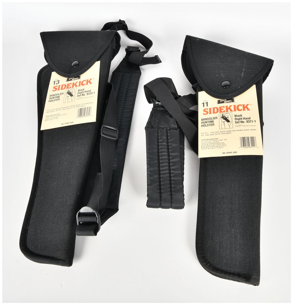 Lot 1562: A Pair Of Uncle Mike's Sidekick Bandolier Hunting Holsters Sizes 11 And 13