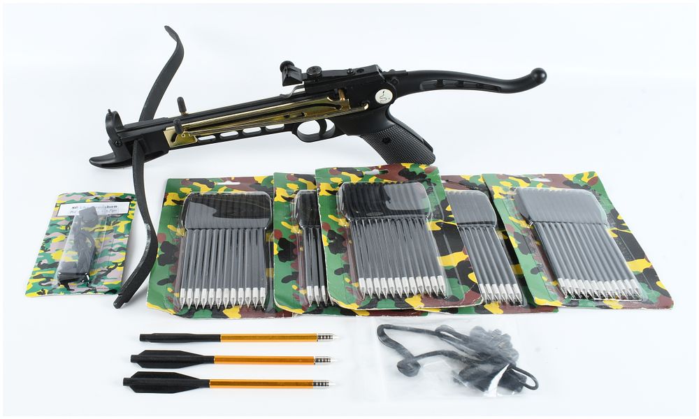 Lot 1592: Cobra 80 lb Self-Cocking Pistol Crossbow