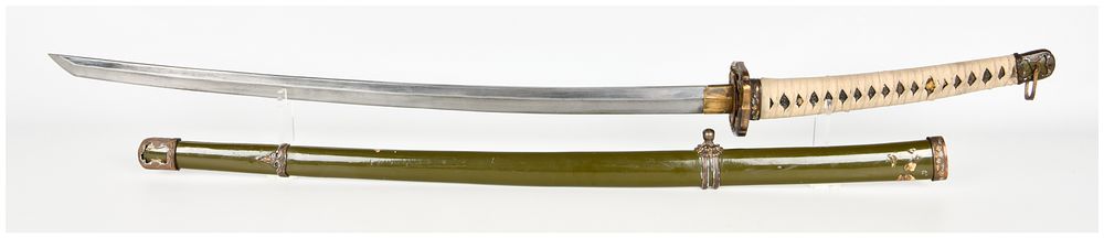 Lot 8: WWII Japanese Imperial Army Type 98 Officer Shin-gunto Katana Signed Yamakawa Hachiro