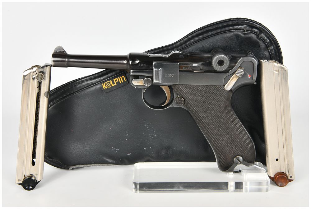 Lot 126: Erfurt P.08 Toggle-Action Semi-Automatic Pistol 9mm with 4 Inch Barrel 1912