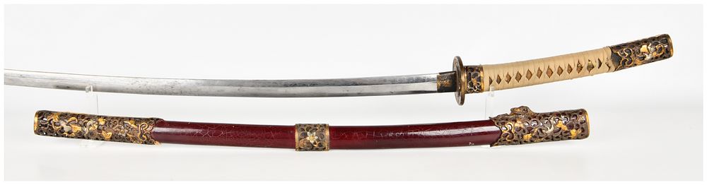 Lot 158: Modern Japanese Style Pattern Welded Steel Katana and Scabbard Signed Shimoyama Shinji