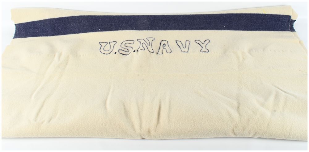 Lot 14: WWII U.S. Navy Medical Department Wool Blanket