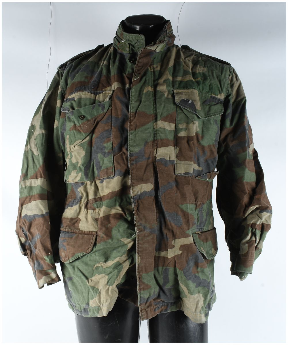 Lot 236: US Military M-1965 Woodland Camouflage Field Coat Size Medium Regular