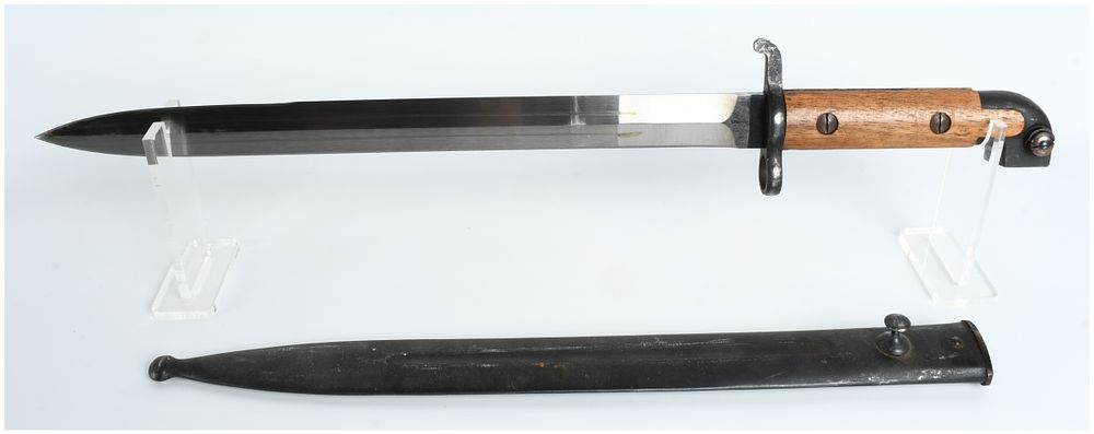 Lot 320: Swedish Model 1914 Bayonet and Scabbard by Eskilstuna Jernmanufaktur AB