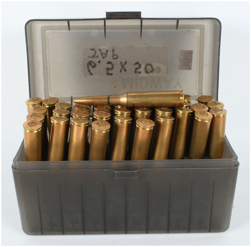 Lot 604: A Lot of 38 Rounds of 6.5x50mm Jap Ammunition