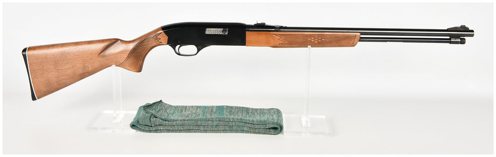 Lot 483: Winchester Model 290 Semi-Automatic Rifle .22 L or LR