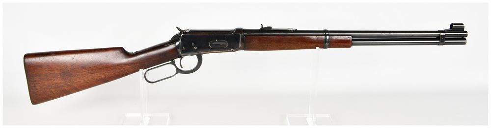 Lot 573: Winchester Model 94 Lever Action Carbine .30 W.C.F. with 20 Inch Barrel 1946