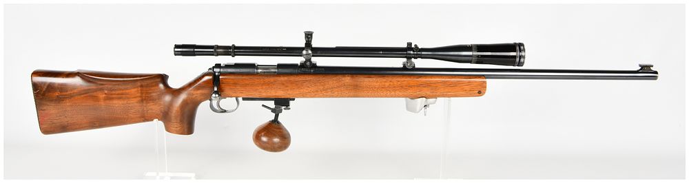 Lot 1044: Winchester Model 52B Bolt Action Target Rifle .22 LR with 28 Inch Barrel