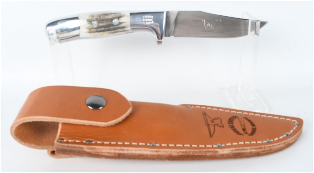 Lot 221: Ruana Vic Hangas Special Fixed-Blade Hunting Knife
