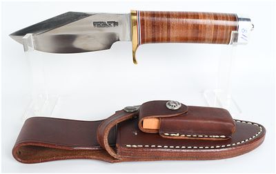 Randall Made Knives Model 19 Bushmaster Stainless Steel Hunting Knife. A custom fixed blade 