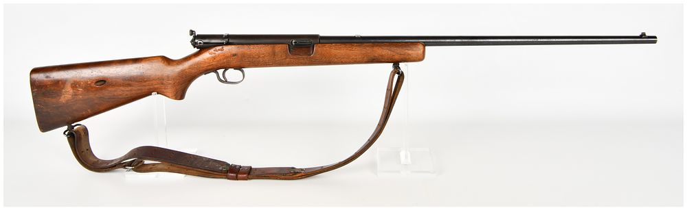 Lot 1458: Winchester Model 74 Semi-Automatic Rifle .22 Long Rifle with 24 Inch Barrel