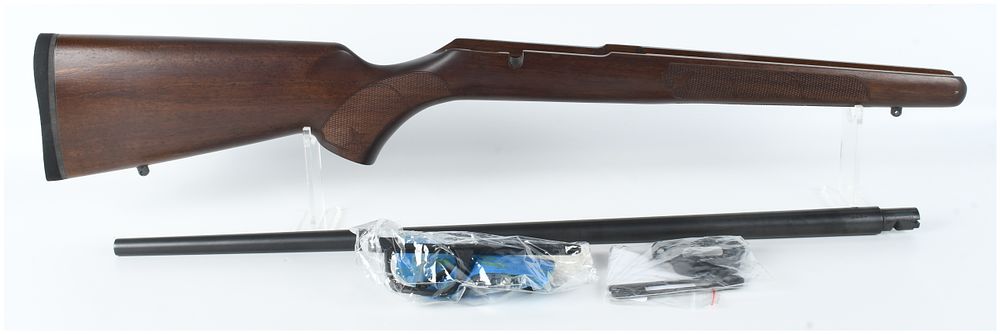 Lot 392: CZ 457 Bolt Action Rifle .22 LR with 24 Inch Barrel for Parts/Repair