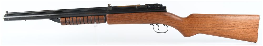 Lot 596: Benjamin Model 342 Multi-Pump Pneumatic Air Rifle .22 Caliber