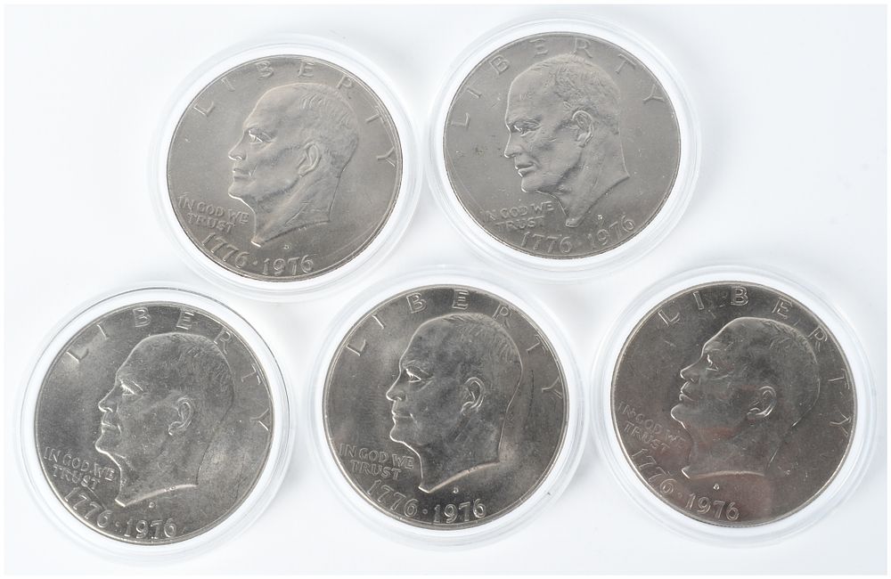 Lot 1556: Five US 1776-1976 D Bicentennial Eisenhower Dollars