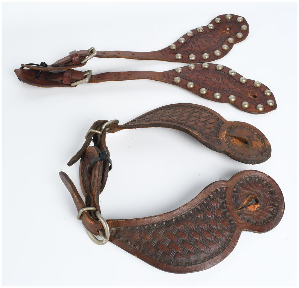 Lot 1136: A Collection of Vintage Tooled Leather Western Spur Straps