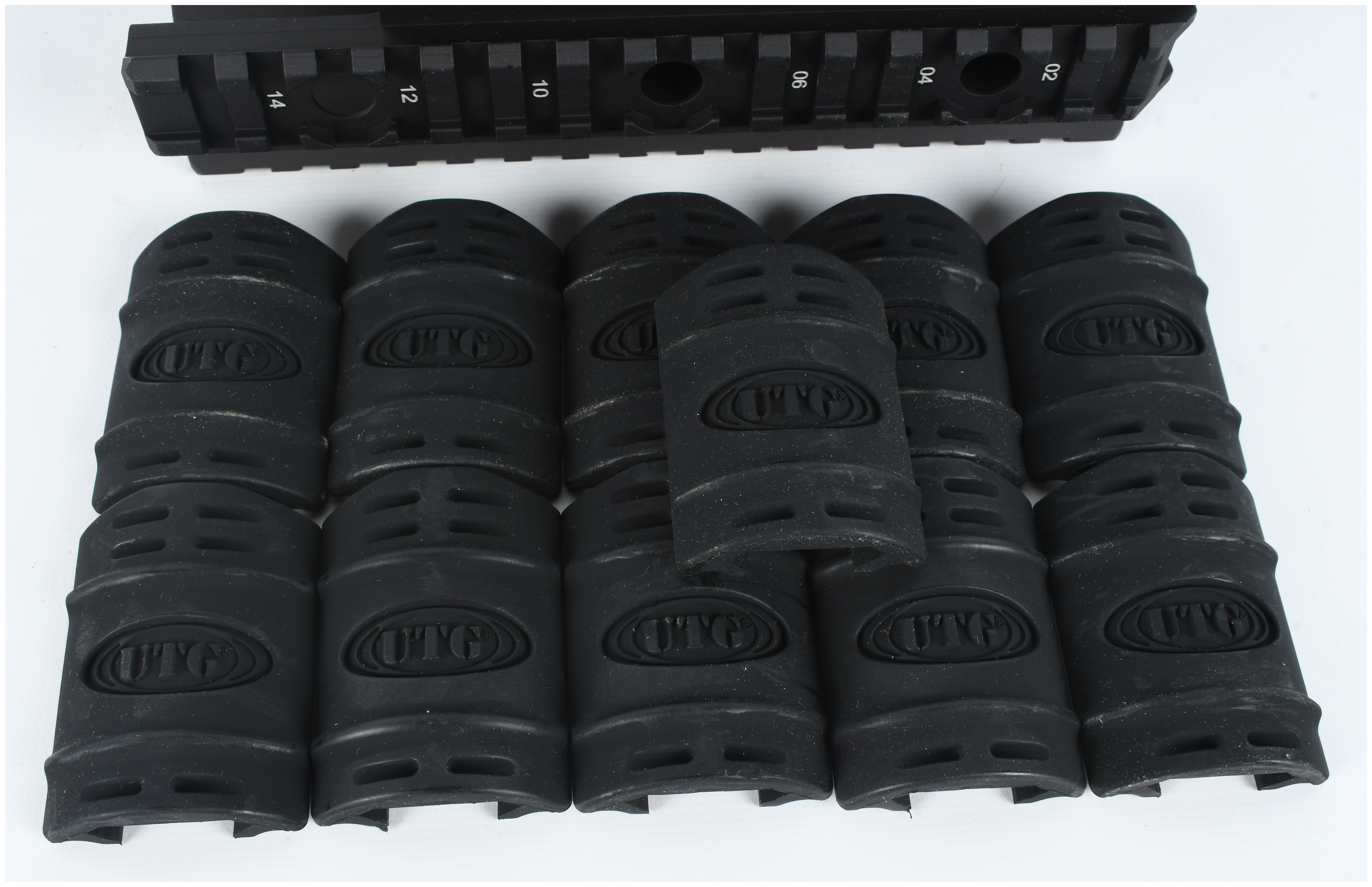 UTG PRO Model 70 Tactical Quad Rail Handguard Set MTU011 for Yugoslavian M70 Rifles with 11 Rail Covers