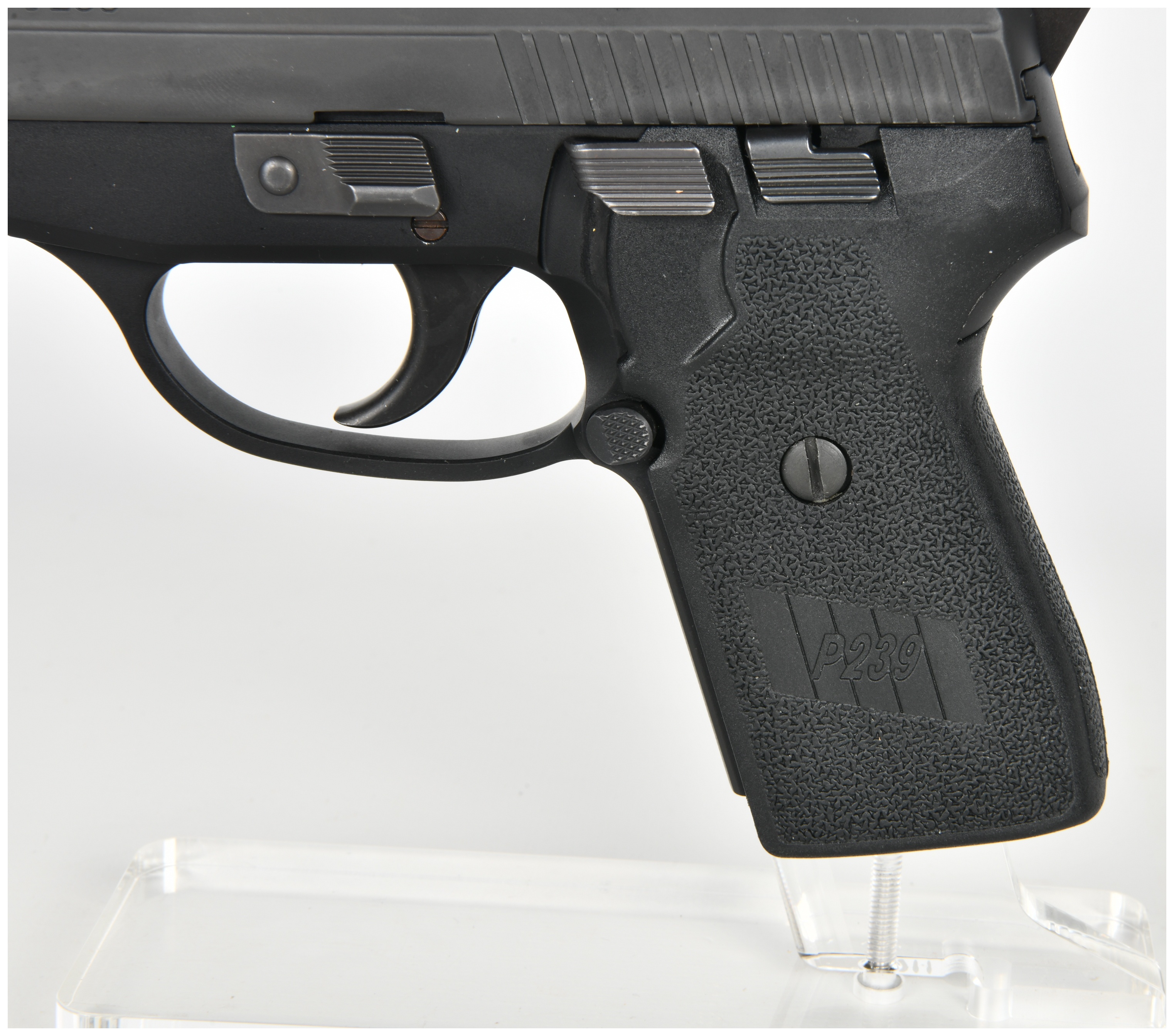 SIG Sauer P239 Semi-Automatic Pistol 9mm Parabellum with 3.6 Inch Barrel
