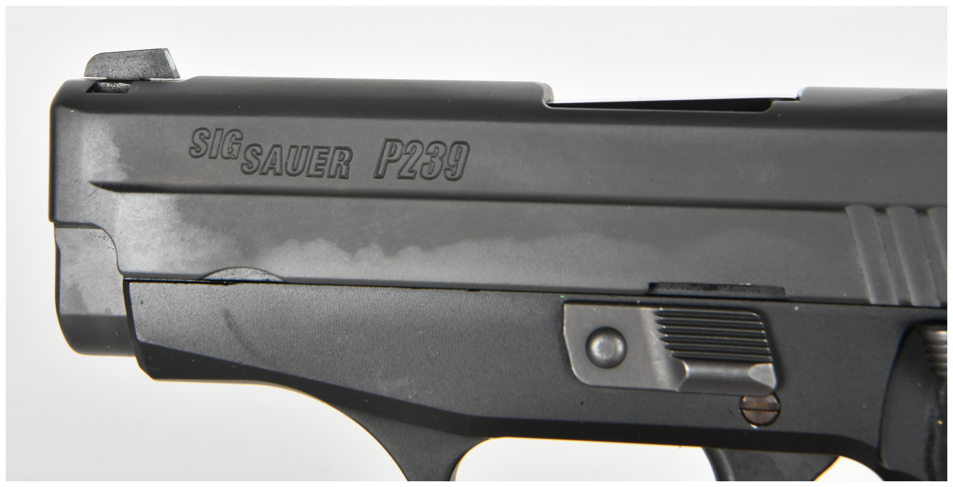 SIG Sauer P239 Semi-Automatic Pistol 9mm Parabellum with 3.6 Inch Barrel
