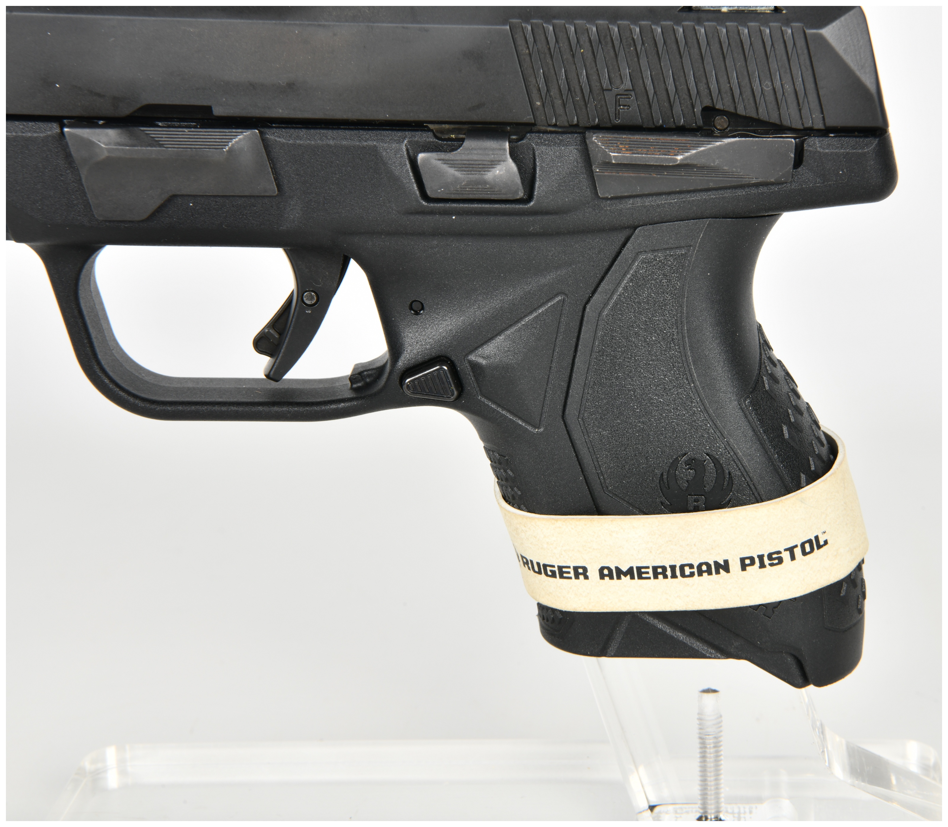 Ruger American Pistol Compact Semi-Automatic Pistol 9mm Luger with 3.55 Inch Barrel