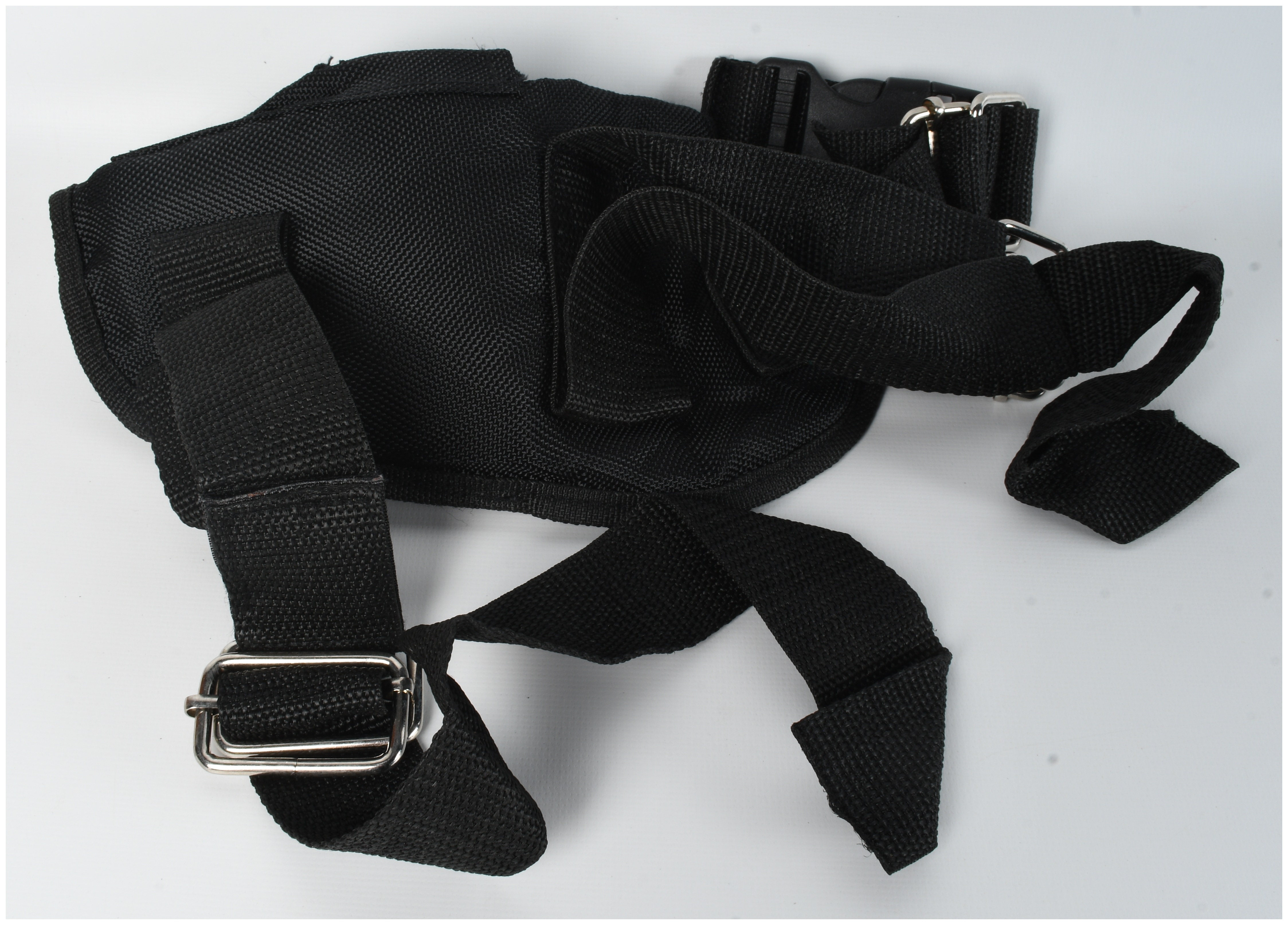 A Collection of 4 Assorted Leather and Nylon Pistol Holsters