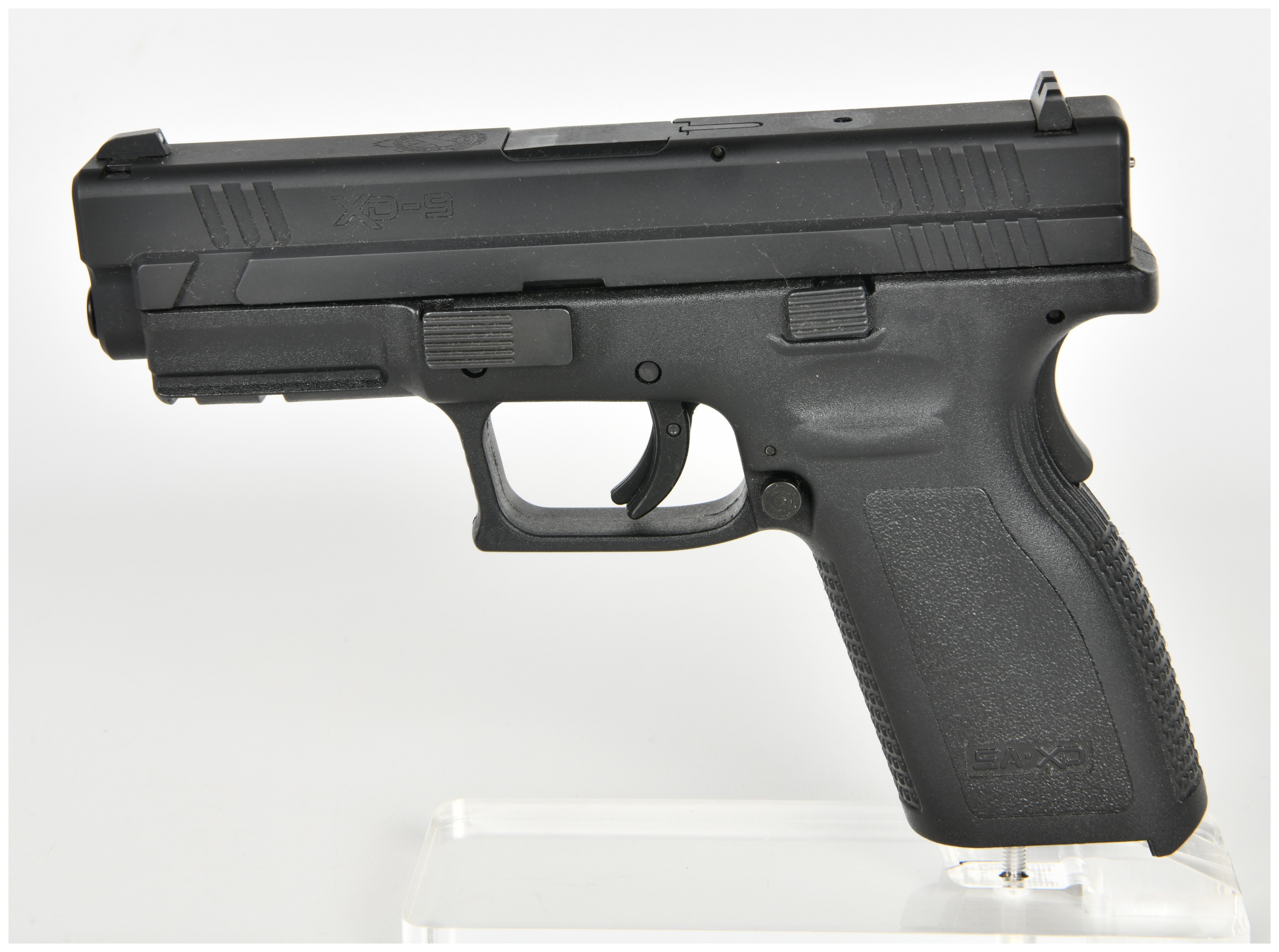 Springfield Armory XD-9 Semi-Automatic Pistol 9mm with 4 Inch Barrel